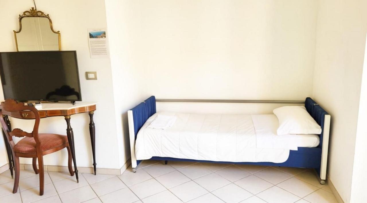 Santi E Saraceni Rooms Salernes Extérieur photo